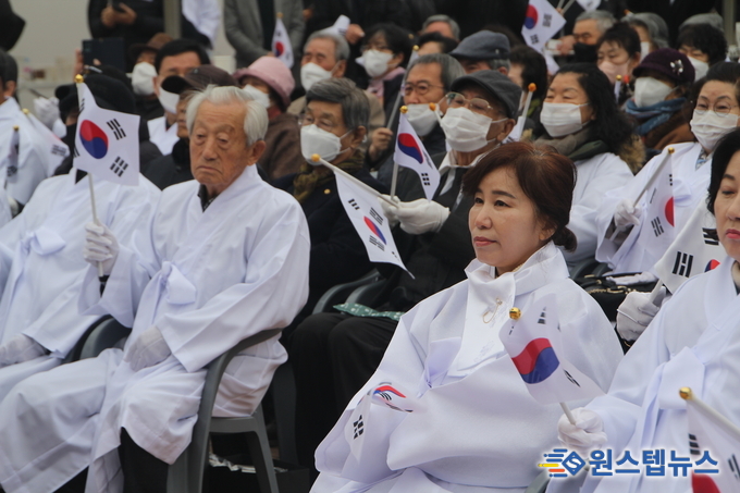 화성시의회 김경희 의장 ‘화성의 강인한 정신을 잇다’ 제 104회 3.1절 기념식 열어 독립정신을 되새겨