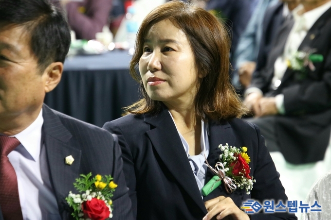 김경희 화성시의회 의장, 제27회 노인의 날 기념식 참석
