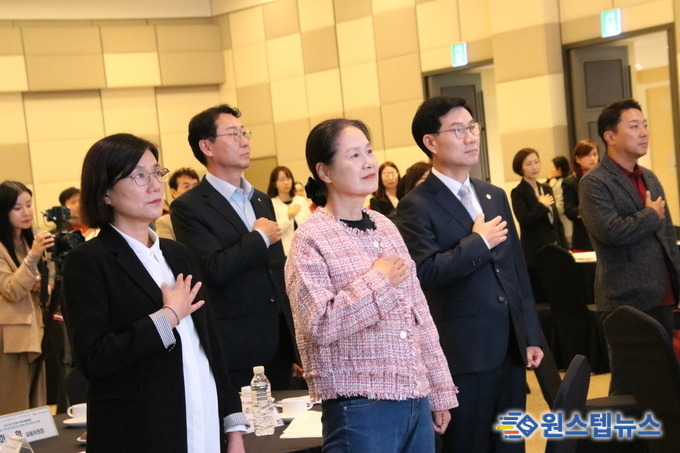 화성시의회 이해남 위원장, 2023 민관협력 복지 대토론회 참석..디지털 복지 패러다임의 방향성에 대해 토론해