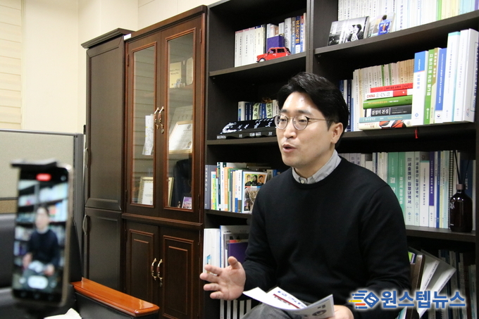 안양시의회 김도현 의원, "다음 세대를 위한 열린 정치 펼칠 것" -김도현 의원, 청년이 하는 청치 "정치가 바뀌면 세상이 바뀐다"