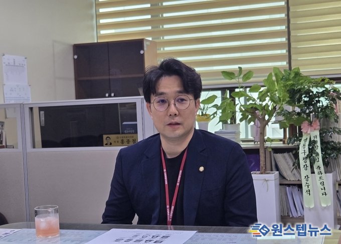최원용 수원특례시의회 의회운영위원장, "소모적 정쟁 넘어 협치로 시민의 뜻 대변할 것"