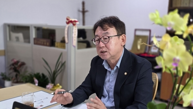 [인터뷰] 오세철 수원특례시 예결위원장, "시민 세금, 단 한 푼도 허투루 쓰이지 않게 할 것"시민의 삶 개선하고 미래 준비하는 예산 만들겠다