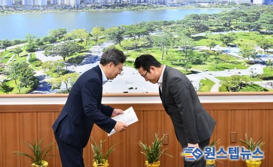 수원시 영통구, 제19회 영통청명단오제 앞두고 초헌관 망기 전달식 진행