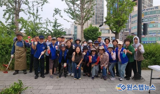 의정부시 가능동 통장협의회, 여름 맞이 무궁화동산 환경정비 실시