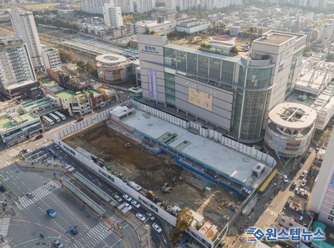 공사 진행 중인 평택역 앞 모습