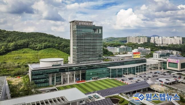 용인특례시청사 전경