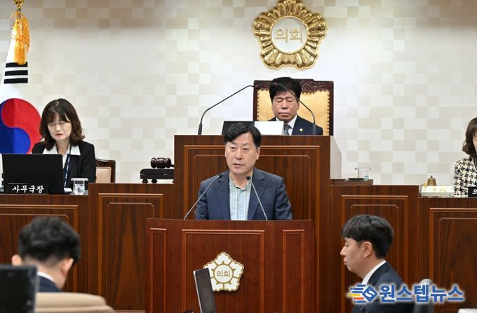 5분자유발언 중인 해운대구의회 서창우 의원