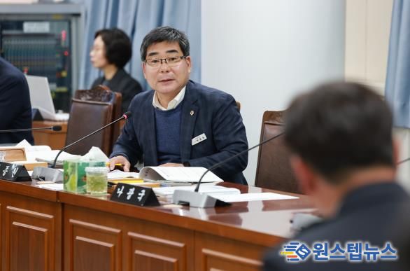 박종원 의원 도민안전실 소관 행정사무감사 발언사진