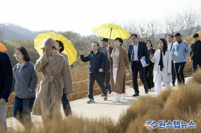 연천군, 경기도의회 의원 ‘임진강 댑싸리 정원’ 현지 확인