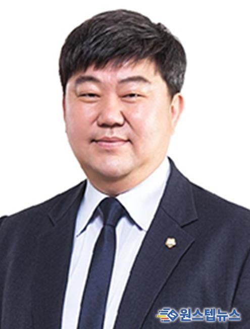 부산광역시의회 전원석 의원, “북항친수공원 공실 활용한 ‘부산형 러너스테이션’조성 제안”
