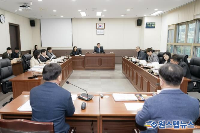 용인특례시의회 자치행정위원회, 행정사무감사 1일차