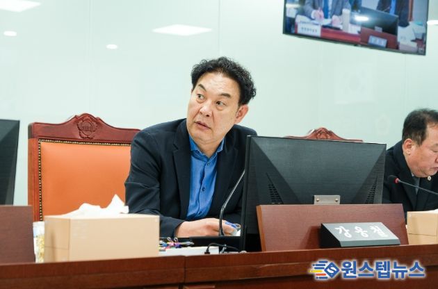경기도의회 강웅철 의원