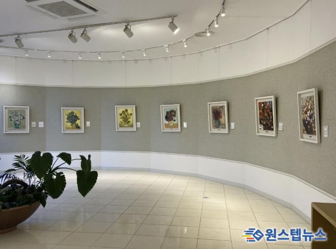 화정도서관 ‘도서관에서 만나는 고양작가(박철)’ 전시