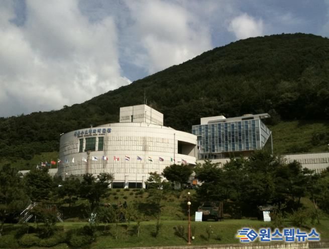 동두천시 자유수호평화박물관, 제3회 이호왕 박사 기념 청소년 미술대전 시상식 개최