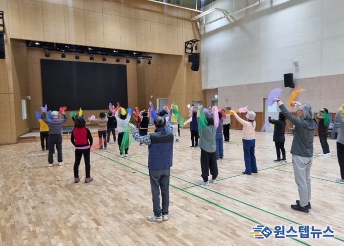 하남시미사노인복지관, 2026년 1학기 프로그램 1,600명 신청. 높은 관심 속 활기찬 시작!