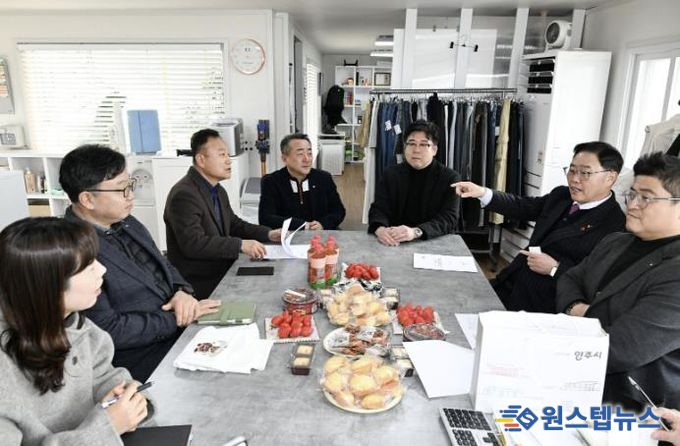 양주시, 의류 도매 강소기업 ㈜가인임포트 방문해 기업애로 논의