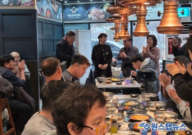 후원자 (왼쪽부터) 손기남 수석부회장, 최남경 점장, 김양원 신망애복지재단 대표, 조주현 신망애재활원장