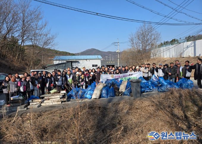 진접읍 이장협의회, 연평리 일대 ‘우리동네 새단장 쓰담데이’ 환경정화 활동 전개