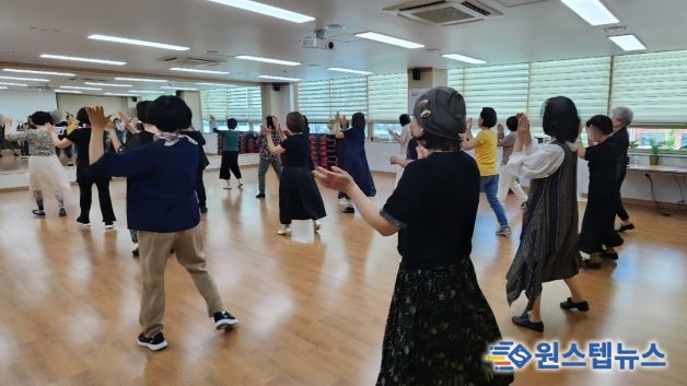 어르신 건강개선 댄스교실