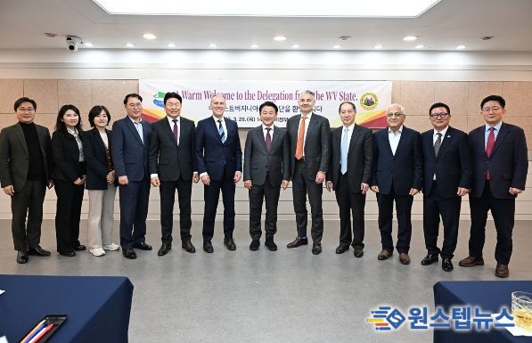 의정부시는 3월 26일 시청 회룡홀에서 미국 웨스트버지니아주 대표단을 맞아 관내 유망 바이오 기업의 해외 진출과 글로벌 투자 협력을 위한 면담을 진행했다.