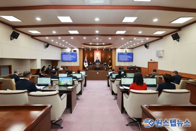 제천시의회 본회의 전경