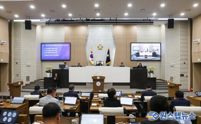 임시회 폐회 사진