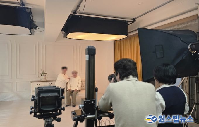 팔달구보건소 치매안심센터가 ‘추억 한 컷, 마음 한 걸음’ 프로그램을 운영하고 있다.