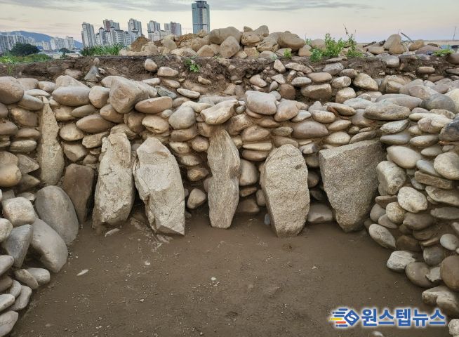 양평 양강섬 적석분구묘