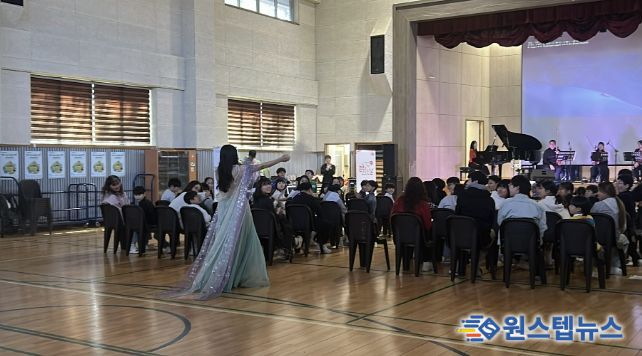 연천군, 초성초서 '찾아가는 스크린 콘서트' 성료...학생·교사 높은 호응